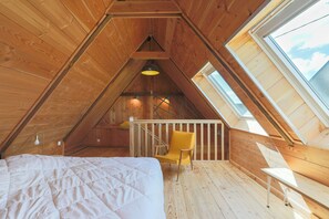 1 slaapkamer, een strijkplank/strijkijzer, gratis wifi