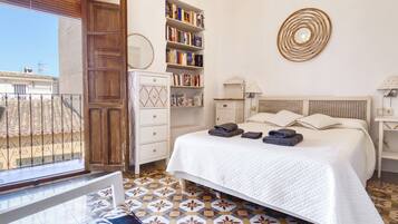 3 chambres, fer et planche à repasser, Wi-Fi gratuit, draps fournis