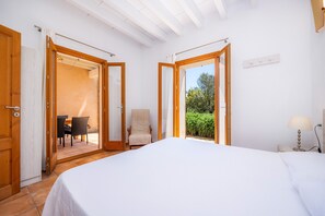 1 chambre, Wi-Fi gratuit, draps fournis