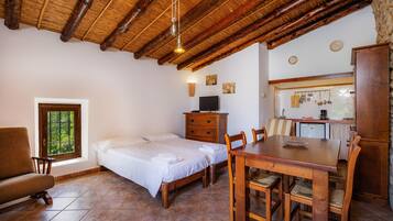 1 chambre, Wi-Fi gratuit, draps fournis