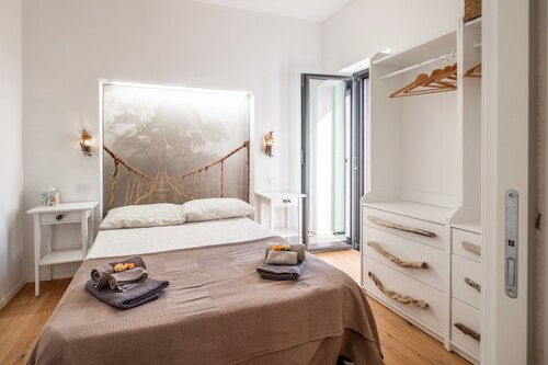 Holiday Home 'Dimora Della Dogana' with Private Terrace, Wi-Fi and Air Conditioning