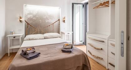 Holiday Home 'Dimora Della Dogana' with Private Terrace, Wi-Fi and Air Conditioning