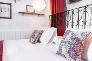 1 bedroom, iron/ironing board, bed sheets