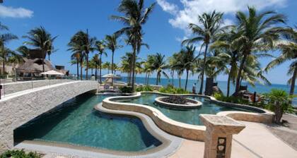 Luxurious Two Bedroom Suite at Villa del Palmar Cancun Resort