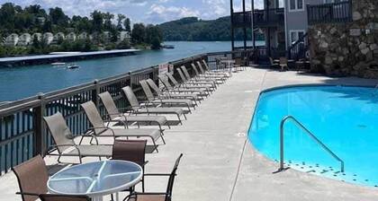 Norris Lake Deerfield Resort golf, winery, community pools, tennis, boating