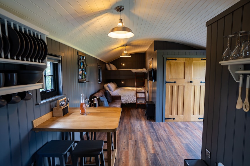 Charming Lodge In Limavady, Sleeps 5 With Parking - Castlerock