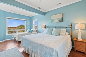 4 bedrooms, WiFi, wheelchair access