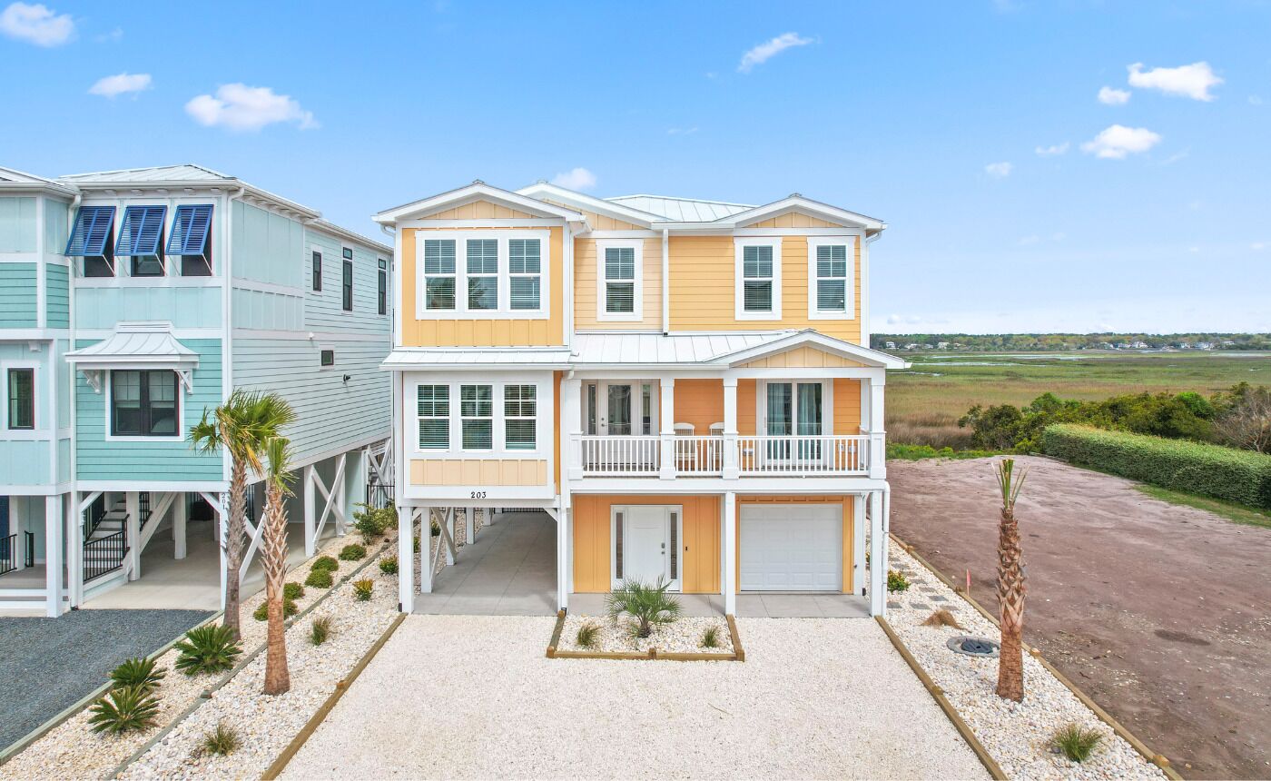 East end 5 bedroom 5 bathroom house with private saltwater pool