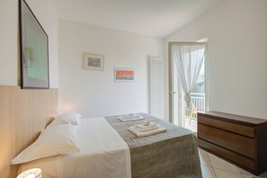 1 bedroom, free WiFi, bed sheets - Casa al Cor - Bike 1, Torbole sul Garda, Italy (Torbole sul Garda)