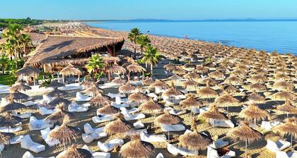 Lalzit Bay Dream Villa, Lalzit Bay, Albania