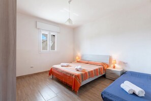 2 bedrooms, free WiFi, bed sheets