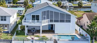 The Blue Heron- Waterfront-Gulf Access-Dock-Pool-Kayaks 