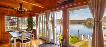 Lakeside Haven: Tranquil Waters