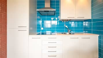 Fridge, microwave, coffee/tea maker, toaster