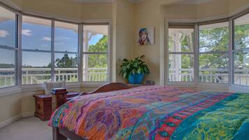 House | 3 bedrooms, iron/ironing board, free WiFi