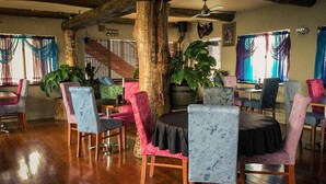 Restaurant - Bohemian Breeze (Bald Knob)