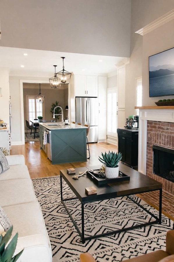 TV, fireplace, video games, offices