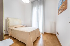 3 quartos, Wi-Fi de cortesia, roupa de cama