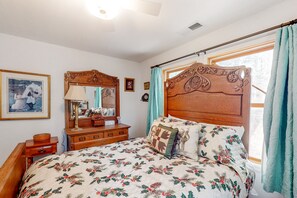 3 chambres, fer et planche à repasser, accès Internet, draps fournis