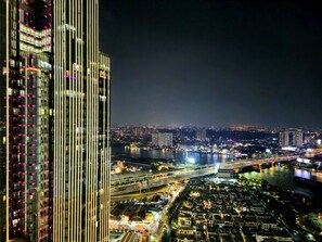 Exterior - Vinhomes Central Park - KIMI Residences (Ho Chi Minh City)