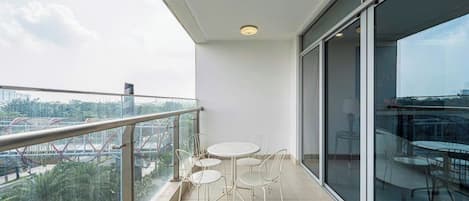 Deluxe Apartment, 4 Bedrooms, Balcony, City View | Balcony