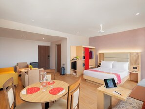 In-room safe, desk, iron/ironing board, free WiFi