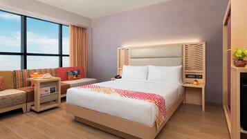 In-room safe, desk, iron/ironing board, free WiFi