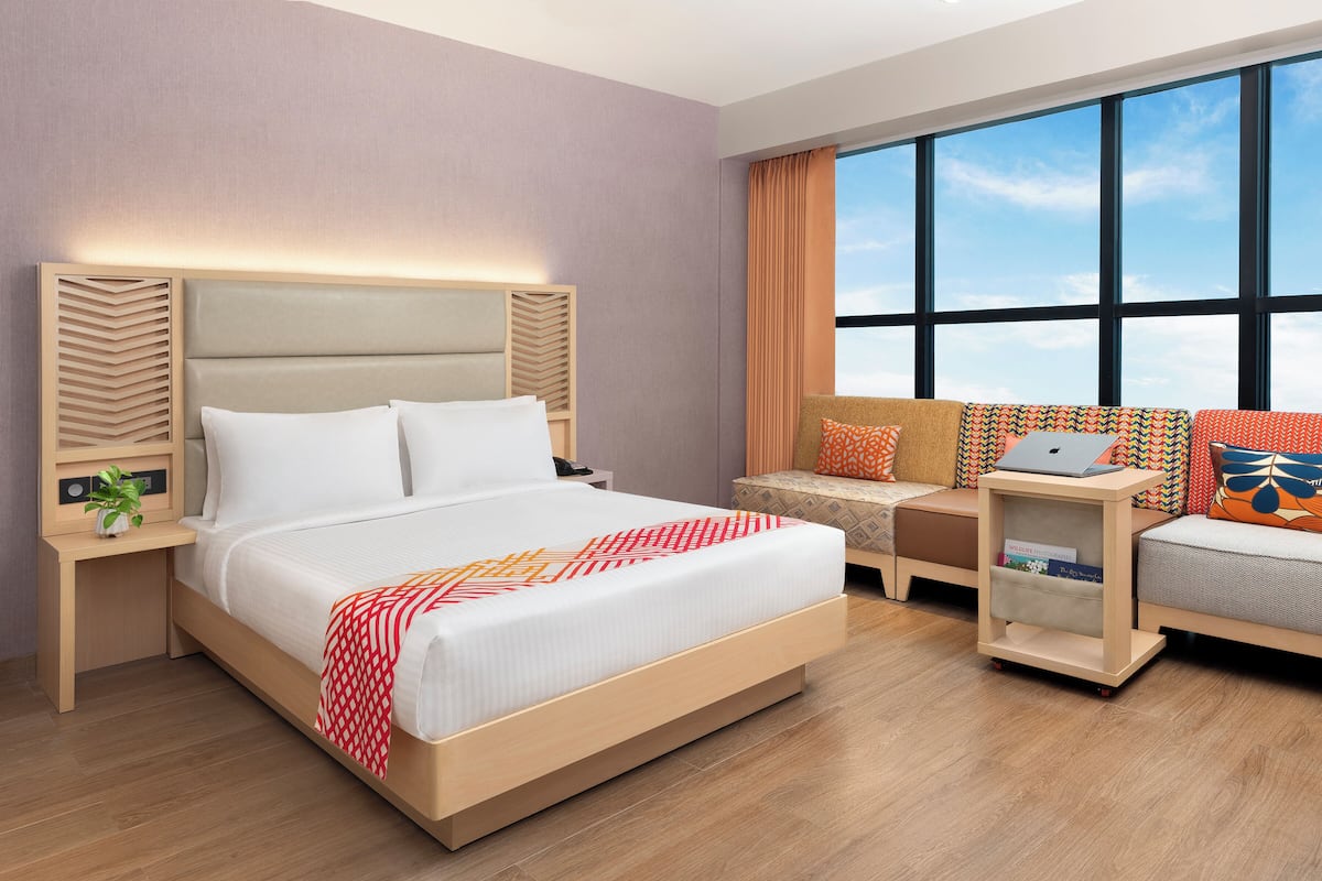 In-room safe, desk, iron/ironing board, free WiFi