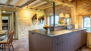 Interior - The Coach House at Holy Well - sleeps 6 guests  in 3 bedrooms (Southam)