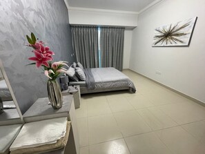 Apartment | Free WiFi - Homes2Retreat 2Bedroom Apt Full Sea View (Dubai)