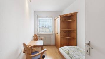 2 Schlafzimmer, Bügeleisen/Bügelbrett, kostenloses WLAN, Bettwäsche