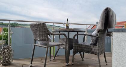 Ferienwohnung 'A' mit Bergblick, WLAN und Klimaanlage