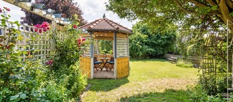 Ferienhaus "Großes Ferienhaus In Nordhessen" mit einer privaten Terrasse, privatem Garten und WLAN