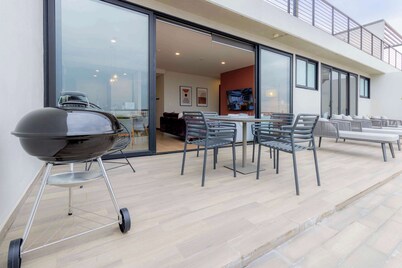 Capitalia - Contemporary Style @Del Valle