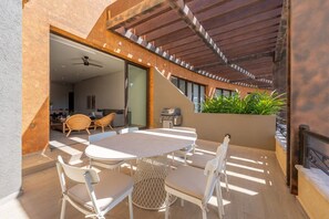 Outdoor dining - Capitalia | Residence Costa Azul (Cabo San Lucas)