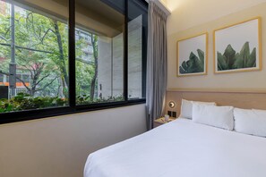 1 室のベッドルーム、セーフティボックス (室内)、アイロン / アイロン台、旅行用ベビーベッド