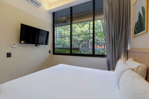 1 Schlafzimmer, Zimmersafe, Bügeleisen/Bügelbrett, Reisekinderbett