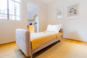 1 bedroom, in-room safe, desk, iron/ironing board