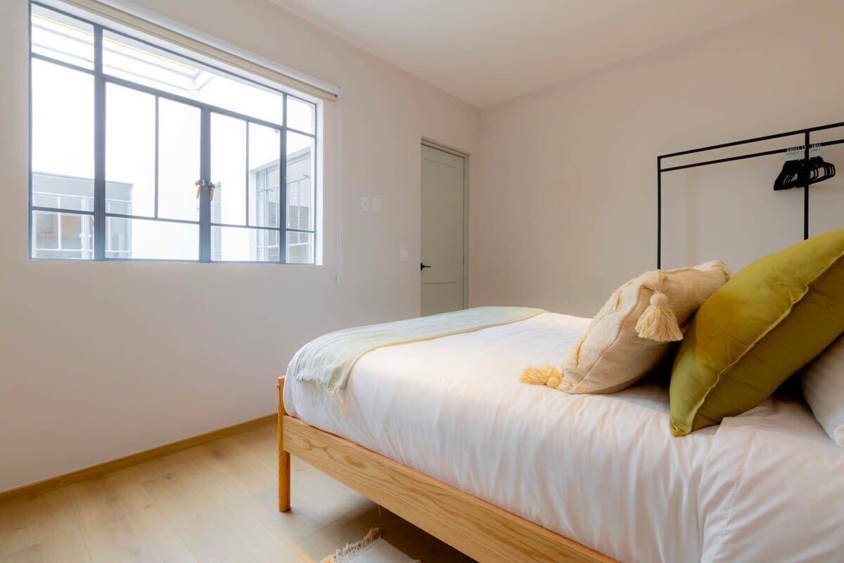 1 bedroom, in-room safe, desk, iron/ironing board