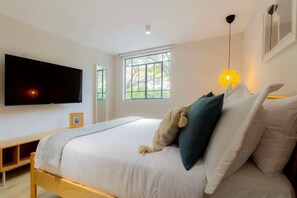 1 bedroom, in-room safe, desk, iron/ironing board - Capitalia | Penthouse Perfection (Ciudad de México)