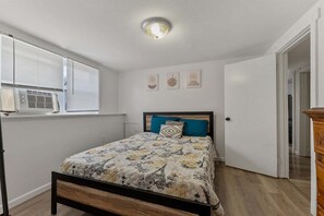 3 bedrooms, iron/ironing board, free WiFi