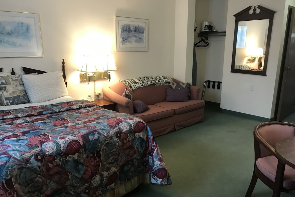 Economy Single Room | 1 bedroom, iron/ironing board, free WiFi