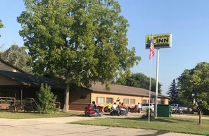 واجهة المنشأة