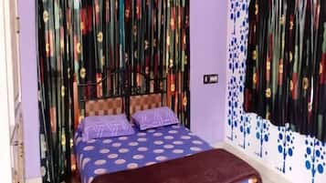 2 bedrooms, free WiFi