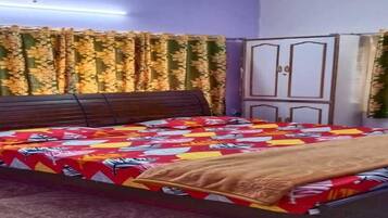 2 bedrooms, free WiFi