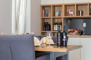 Dining - Holiday house with swimming pool (Orašac)