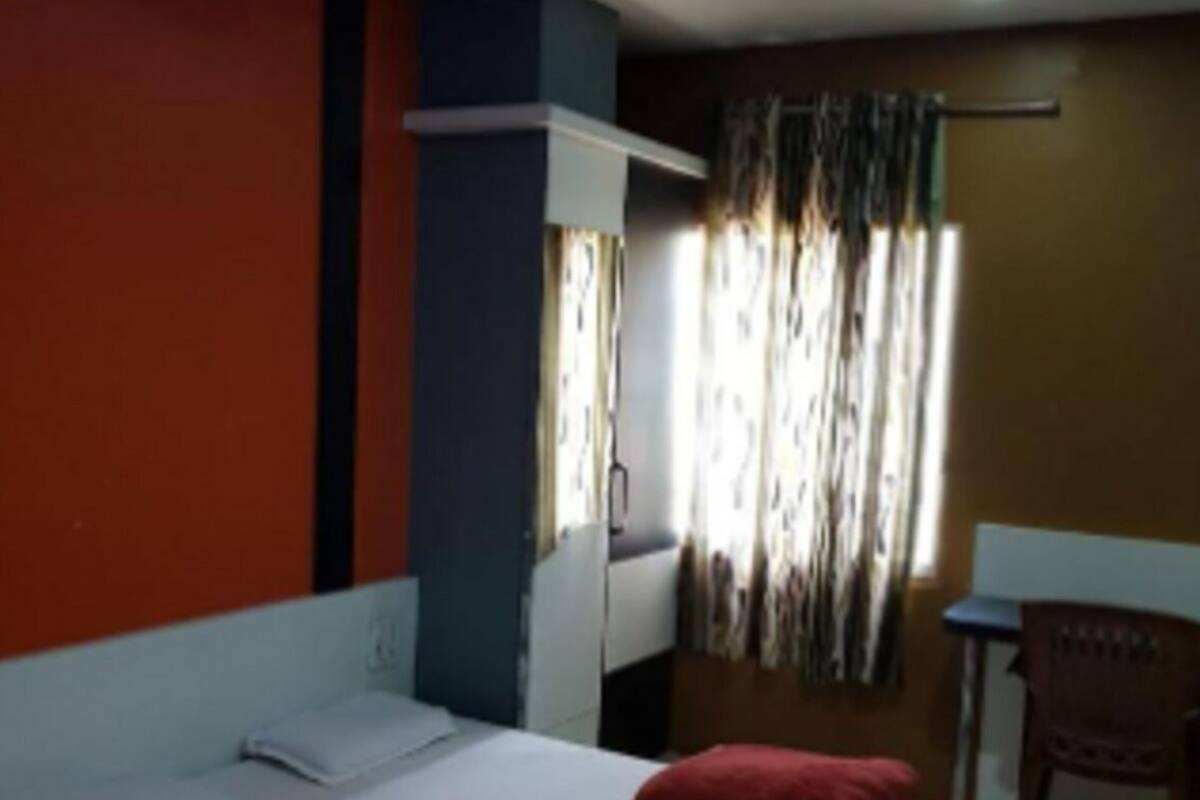 Deluxe Double Room | Free WiFi, bed sheets