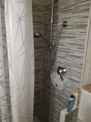 Business appartement, kitchenette, uitzicht op stad | 1 slaapkamer, luxe beddengoed, donzen dekbedden, pillowtop-bedden
