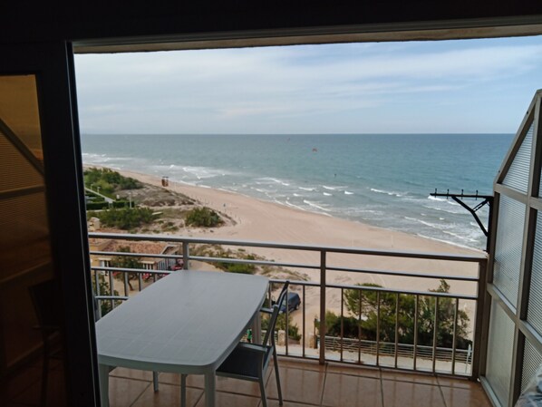 Outdoor dining - HAWAI, ESC-2, 3º-10 (Cullera)