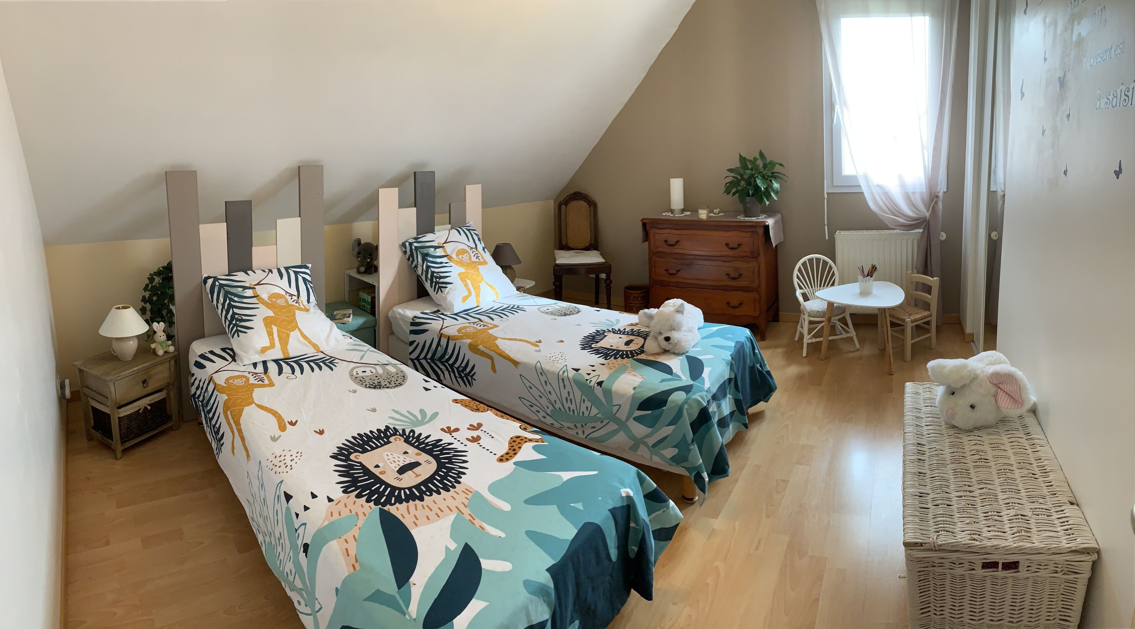 2 slaapkamers, een strijkplank/strijkijzer, wifi, beddengoed